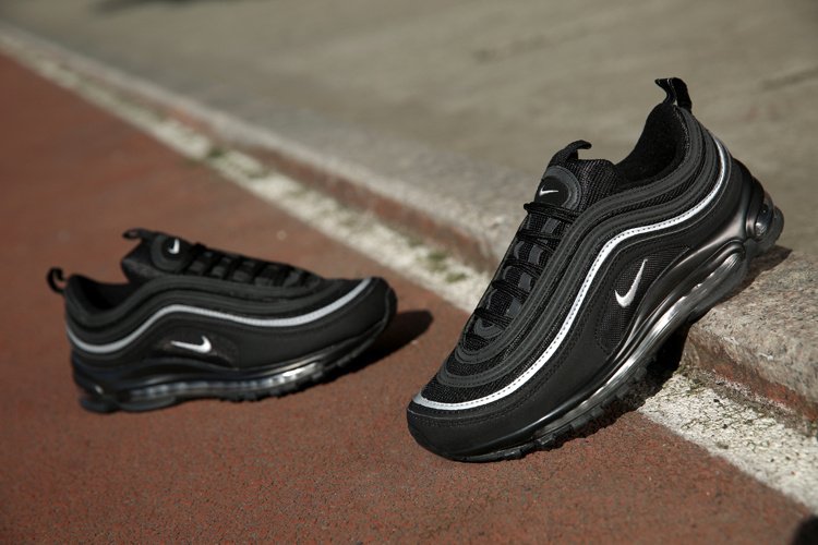 耐克97款气垫鞋 Nike Air Max 97.jpg